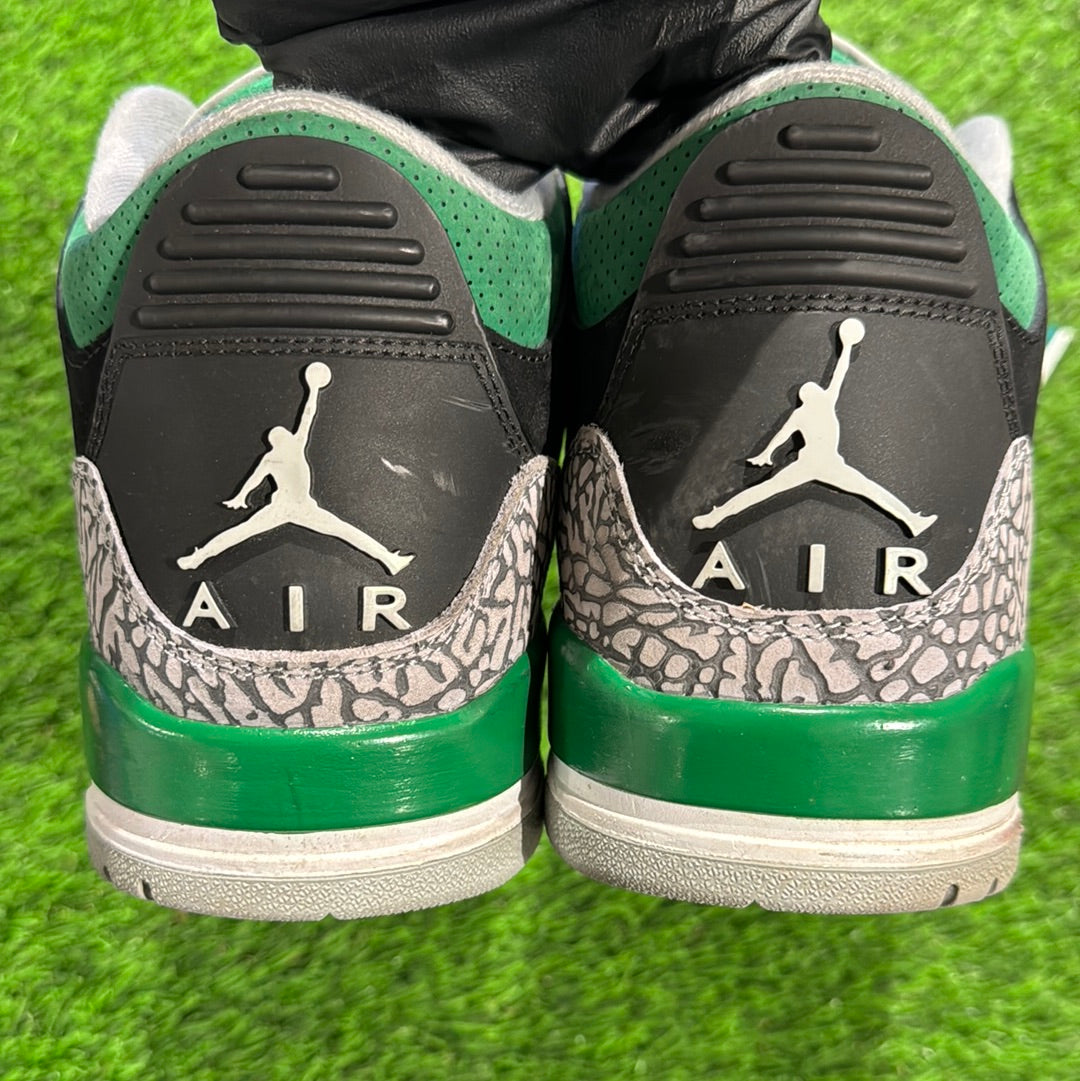 Air Jordan 3 Retro 'Pine Green'