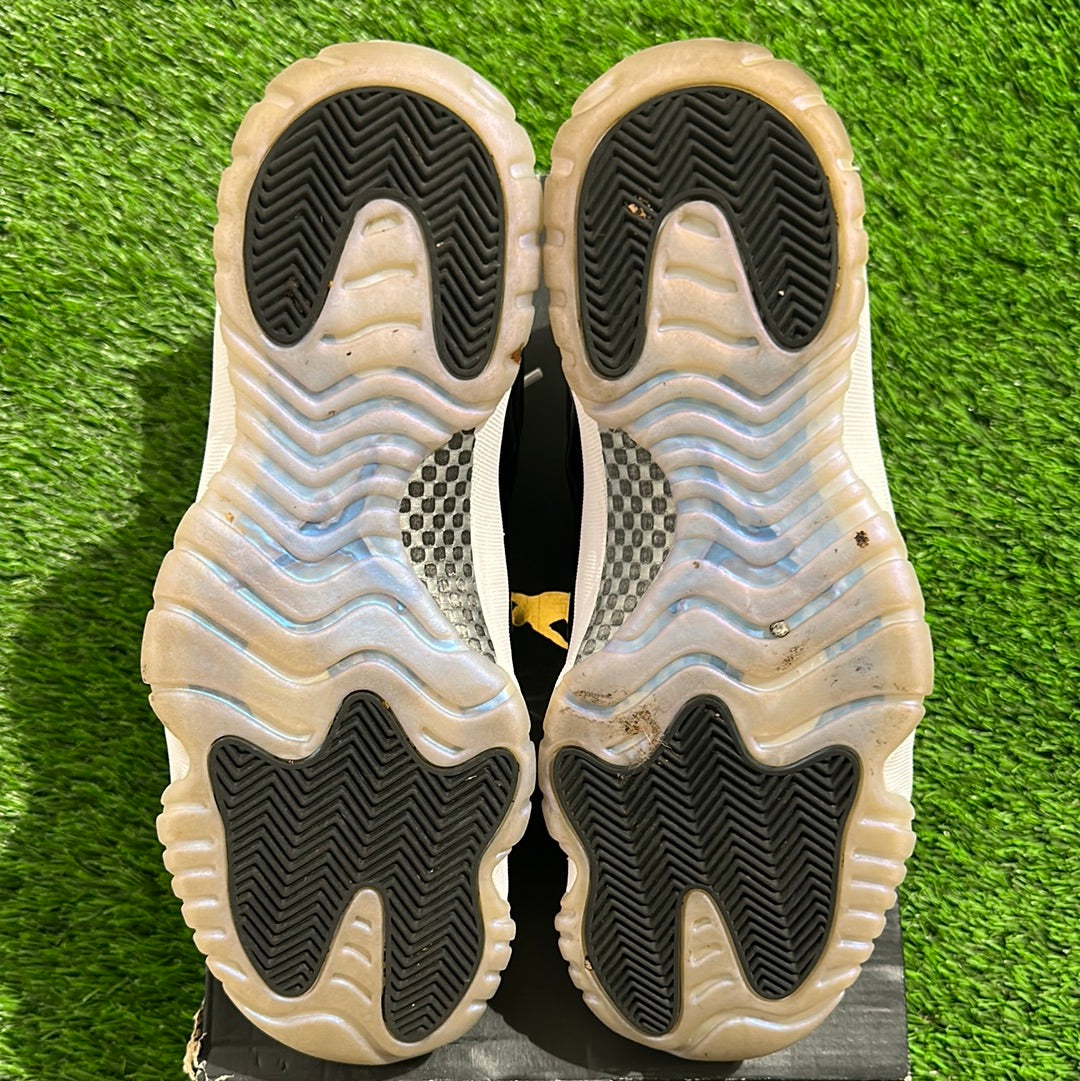 Air Jordan 11 Retro Low 'Emerald'