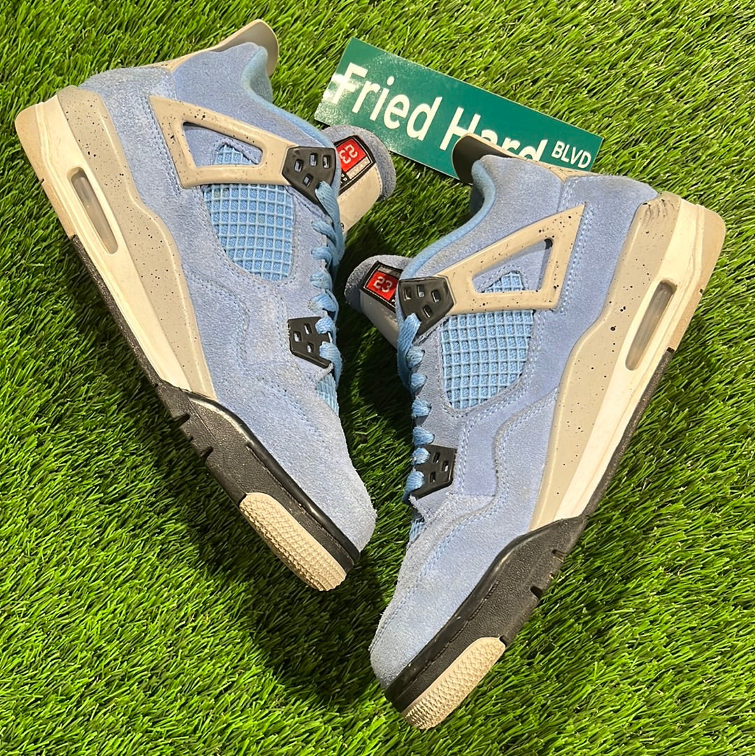 Air Jordan 4 Retro GS 'University Blue'