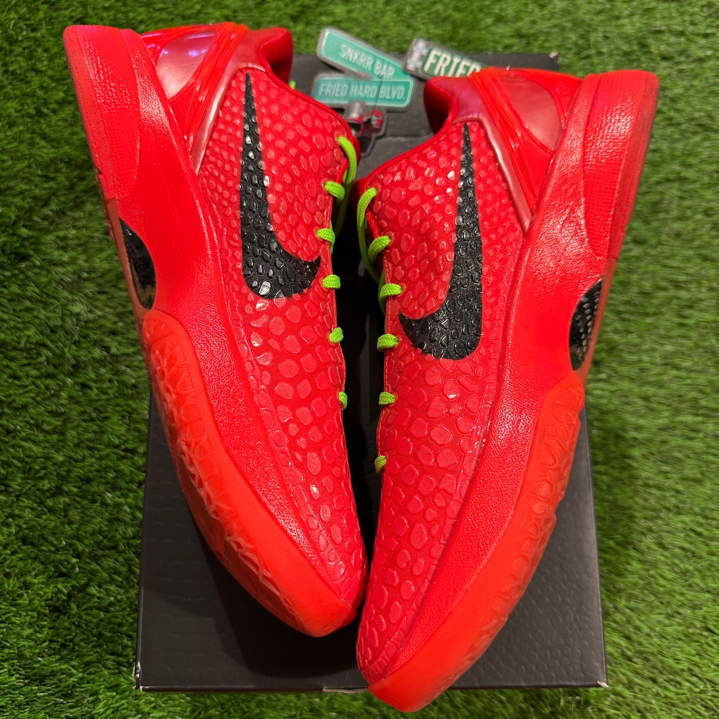 Zoom Kobe 6 Protro 'Reverse Grinch'