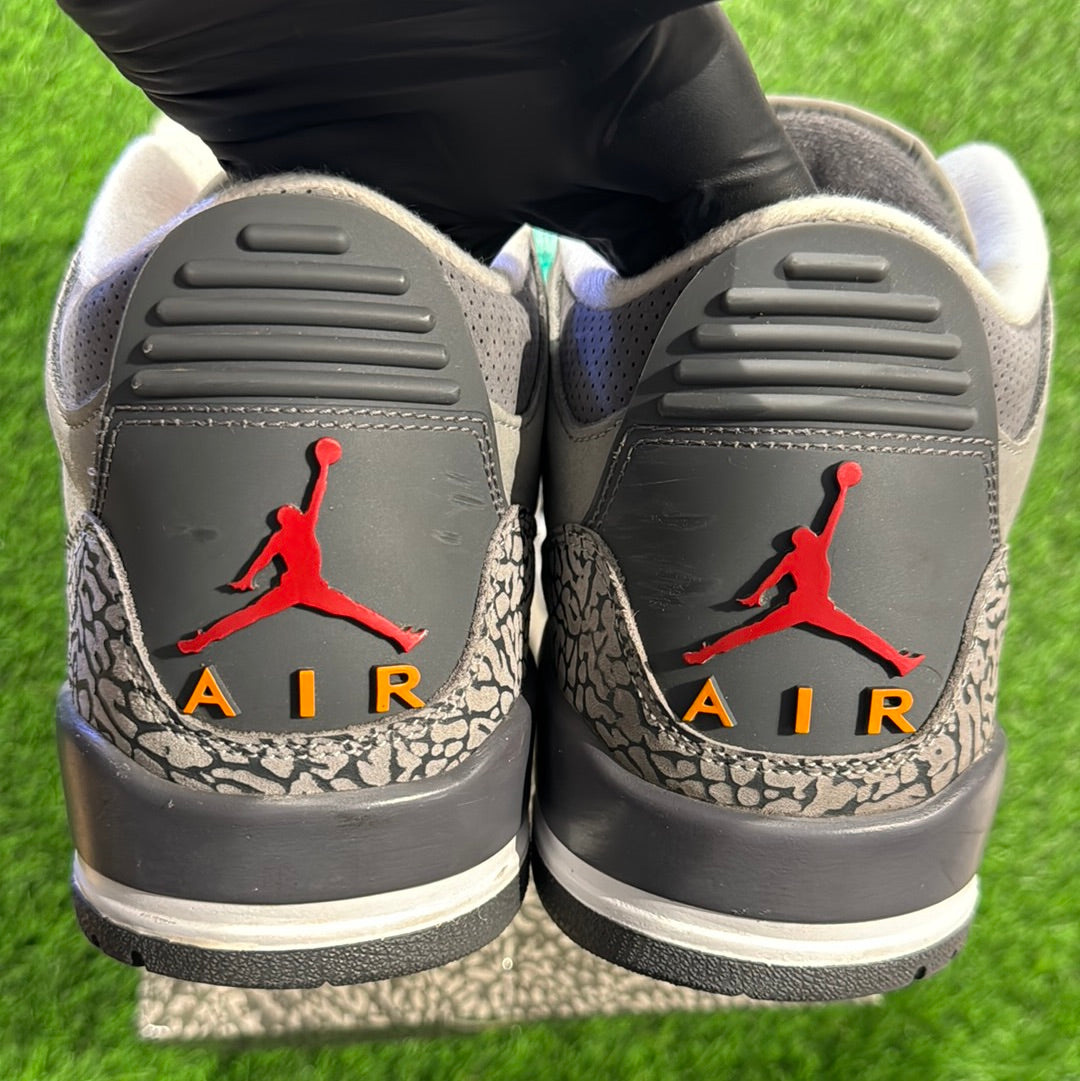 Air Jordan 3 Retro 'Cool Grey' 2021
