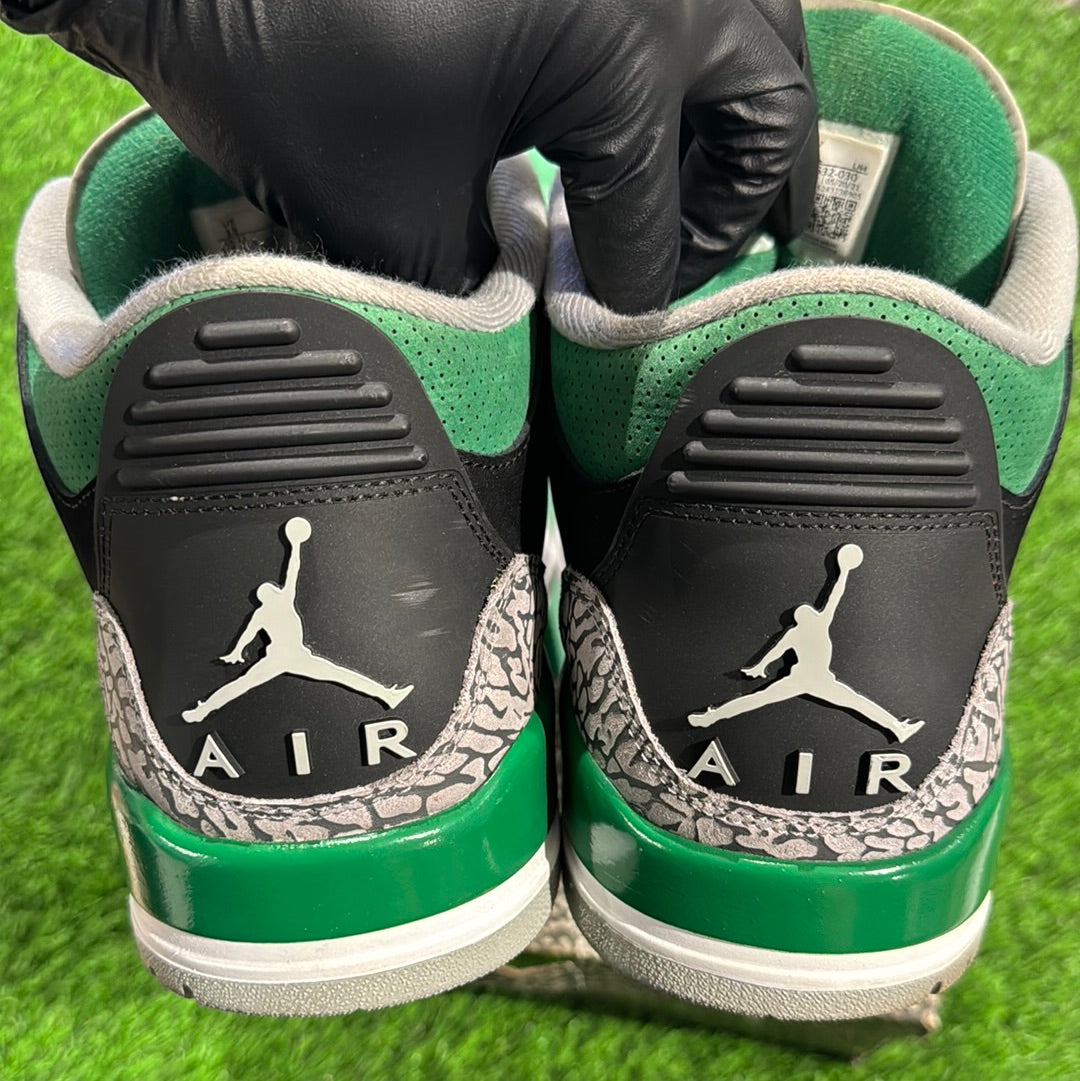 Air Jordan 3 Retro 'Pine Green'