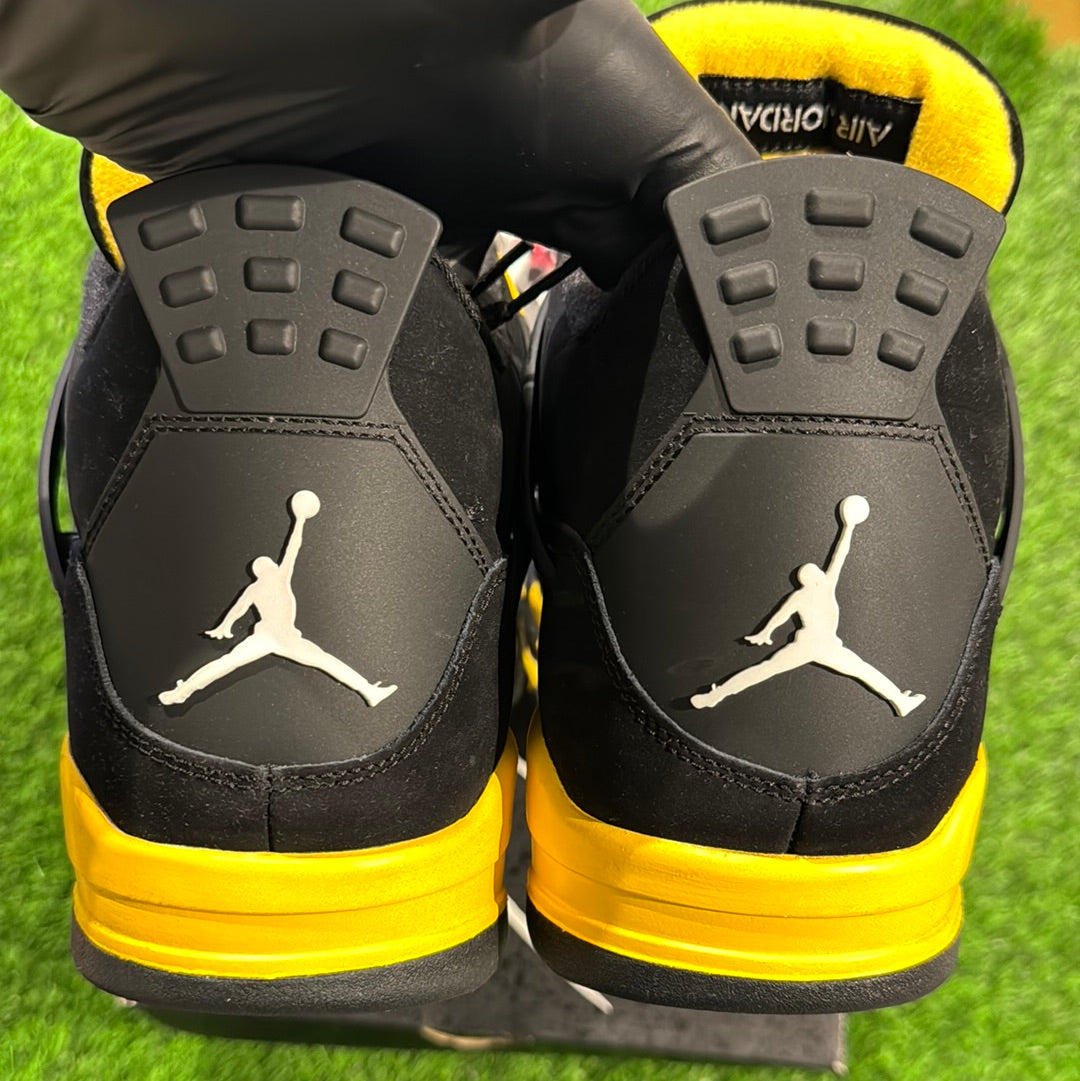 Air Jordan 4 Retro 'Thunder' 2023