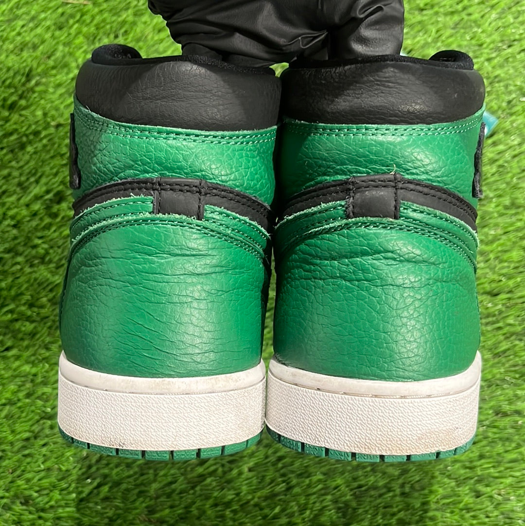 Air Jordan 1 Retro High OG 'Pine Green 2.0'