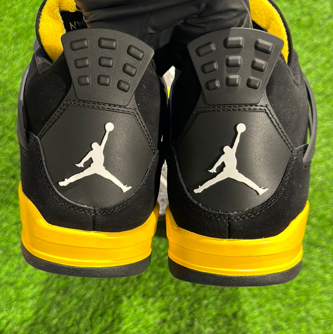 Air Jordan 4 Retro 'Thunder' 2023