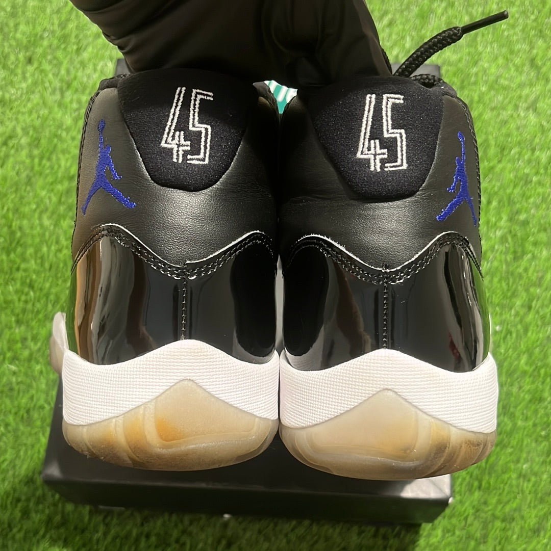 Air Jordan 11 Retro 'Space Jam' 2016