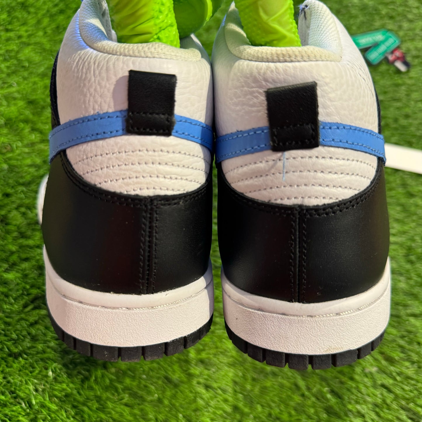 Dunk High EMB 'University Blue'