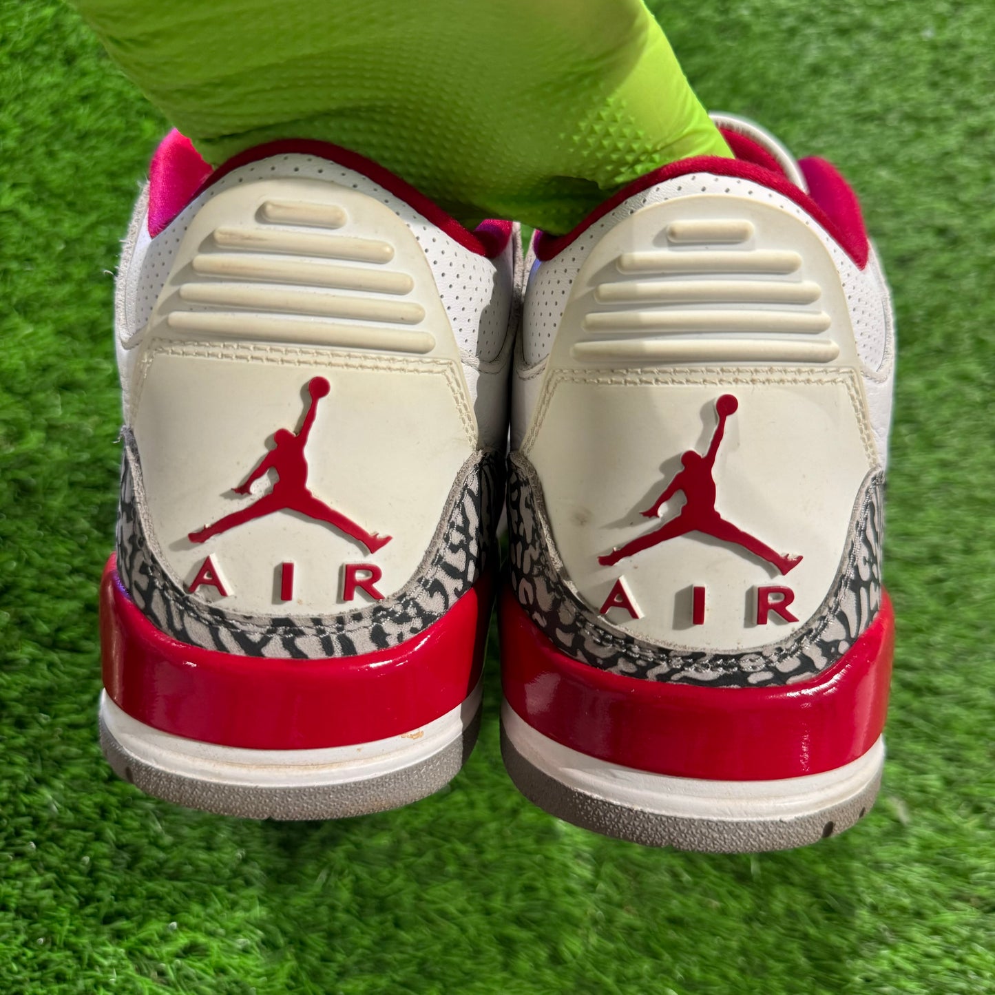 Air Jordan 3 Retro 'Cardinal Red'
