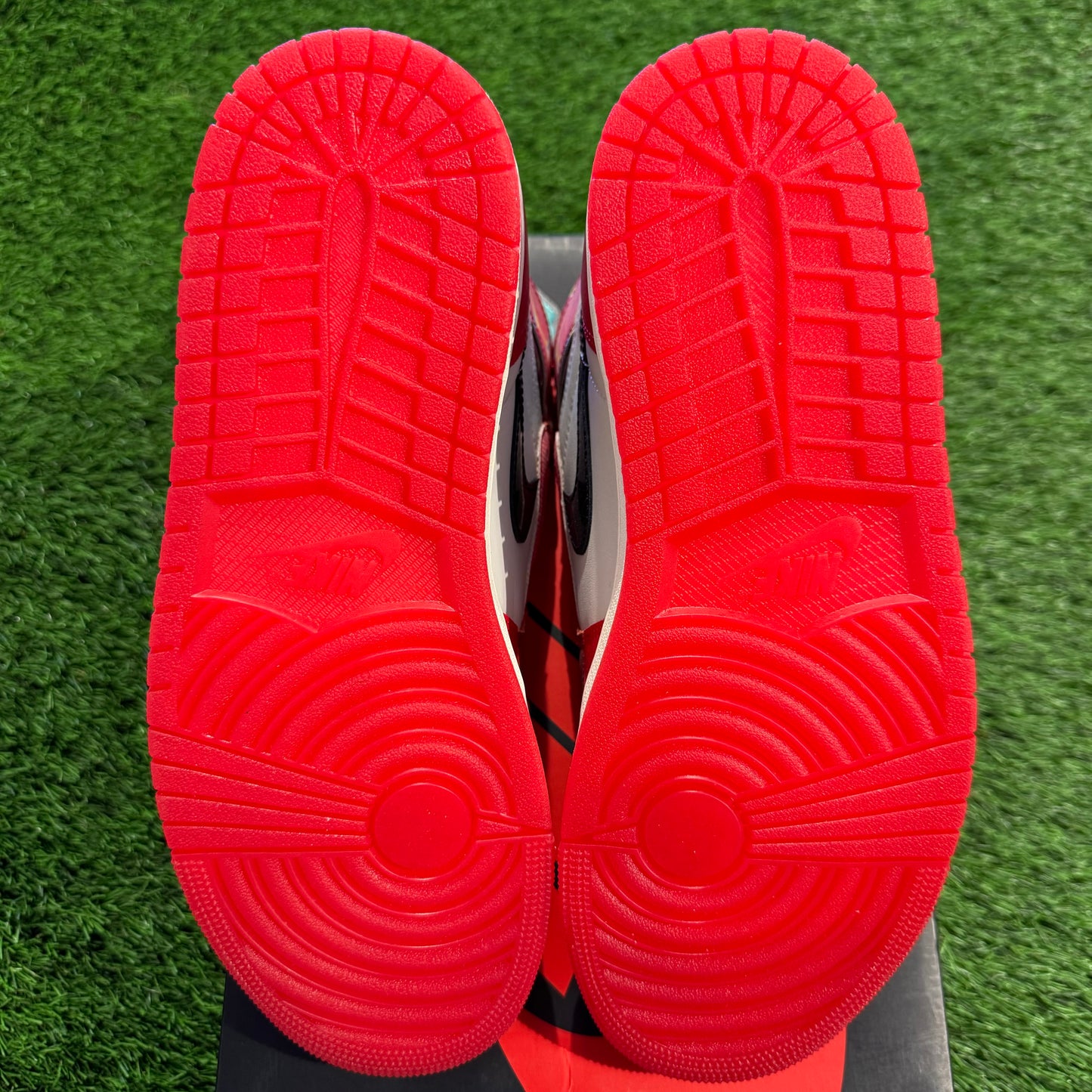 Marvel x Air Jordan 1 Retro High OG 'Next Chapter'