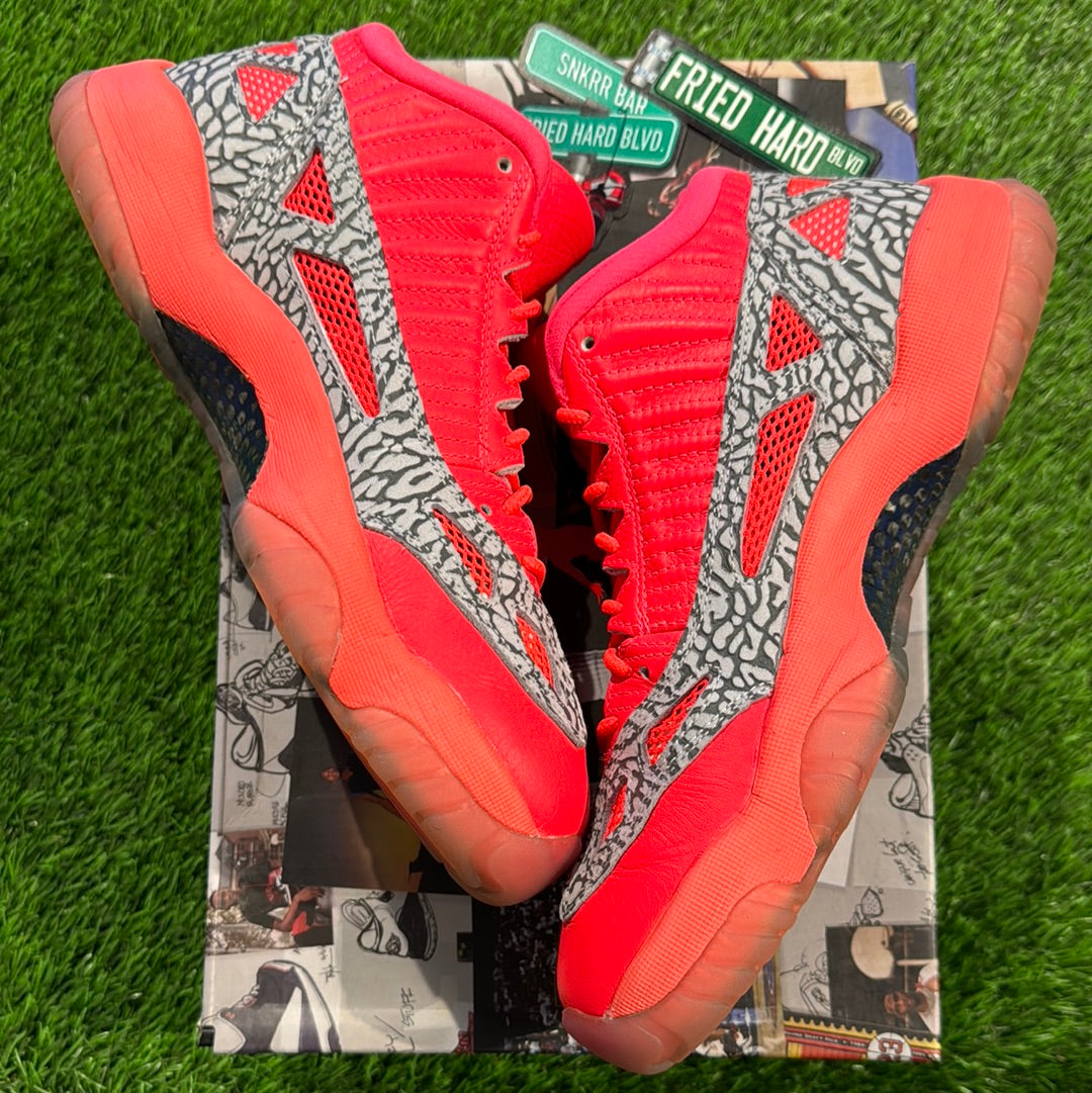 Air Jordan 11 Retro Low IE 'Flash Crimson' 8.5M/10W