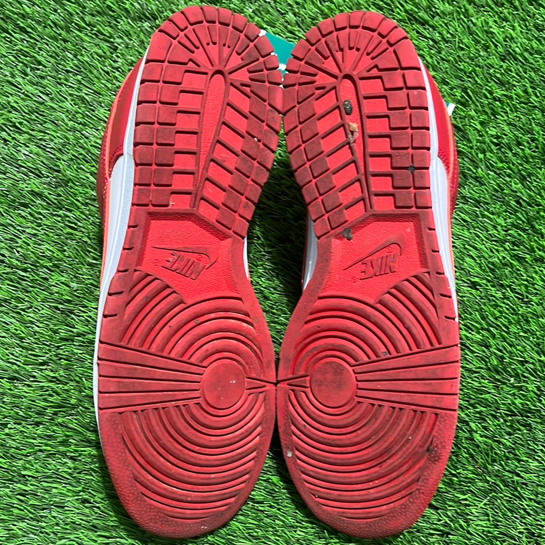 Dunk Low 'Gym Red'