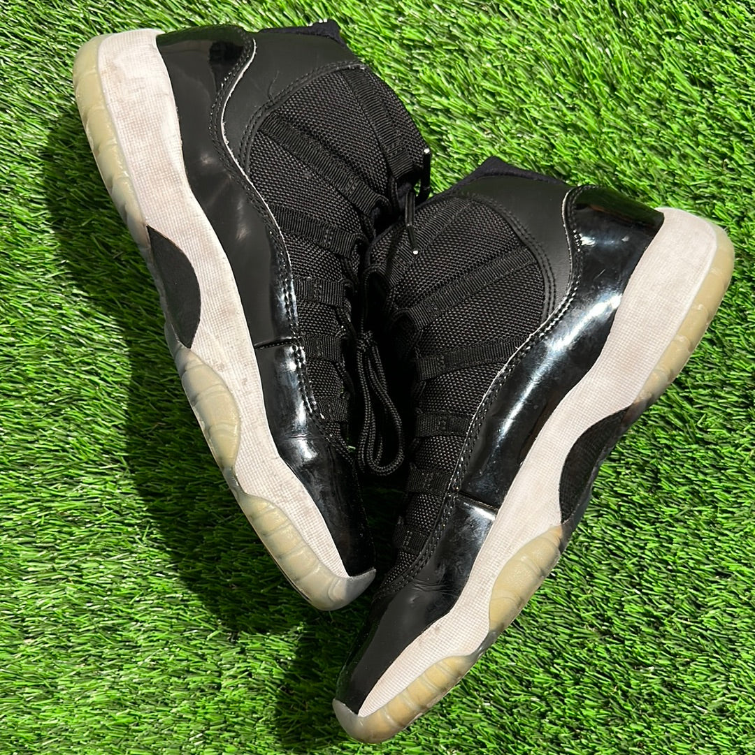 Air Jordan 11 Retro BG 'Space Jam' 2016