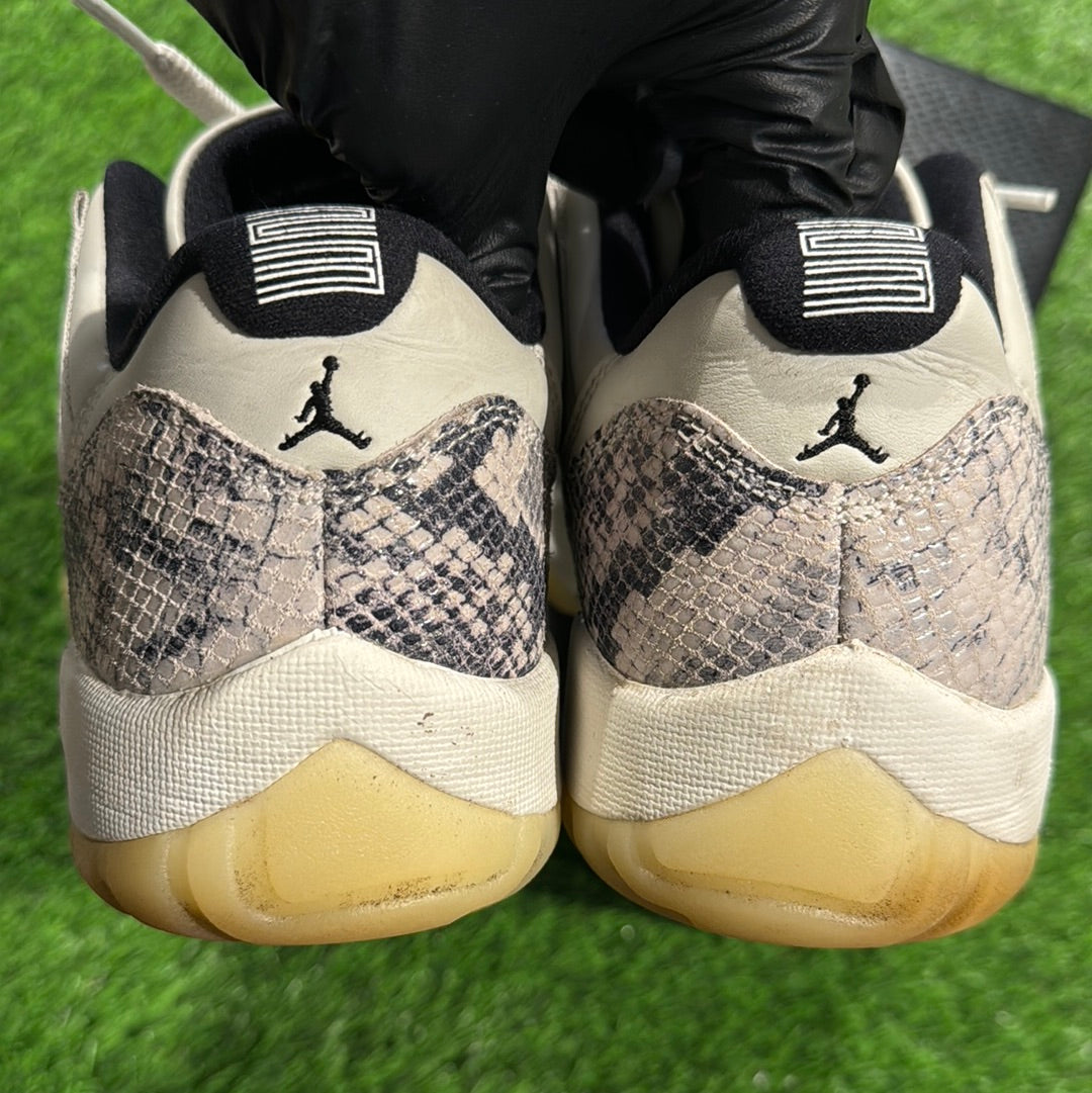 Air Jordan 11 Retro Low 'Light Bone Snakeskin'