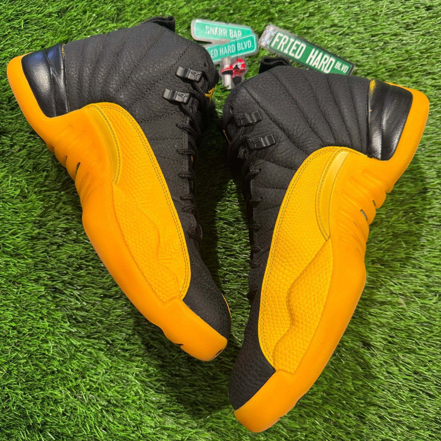 Air Jordan 12 Retro 'University Gold'