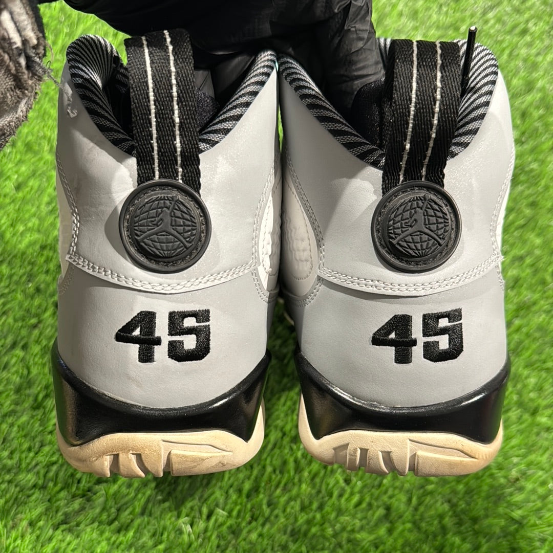 Air Jordan 9 Retro 'Barons'