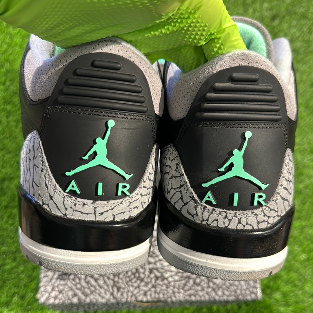 Air Jordan 3 Retro 'Green Glow'