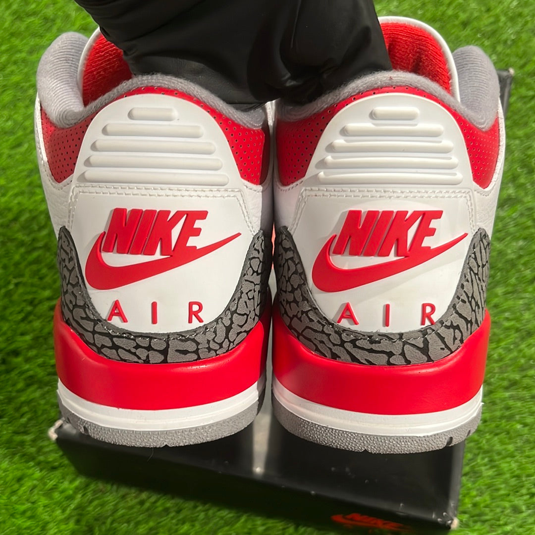 Air Jordan 3 Retro 'Fire Red' 2022