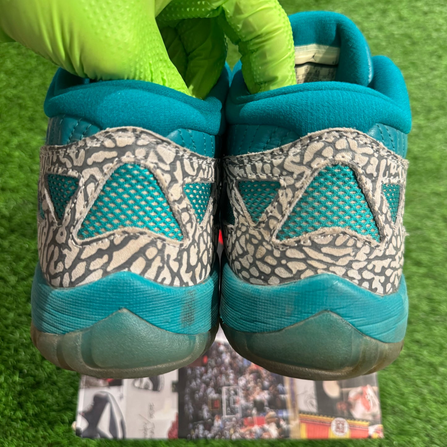 Air Jordan 11 Retro Low IE 'Rio Teal'