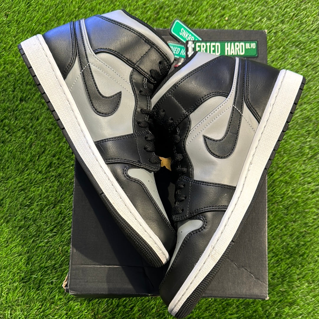 Air Jordan 1 Mid 'Shadow'