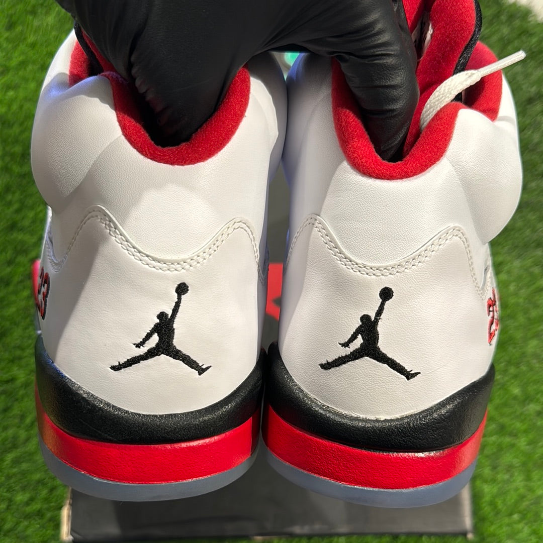 Air Jordan 5 Retro 'Fire Red' 2013