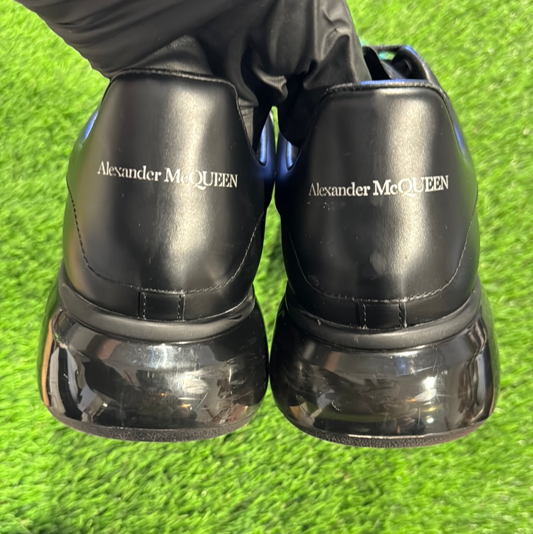 Alexander McQueen Oversized Sneaker 'Clear Sole - Black'