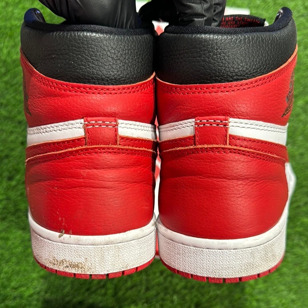 Air Jordan 1 Retro High OG 'Heritage'