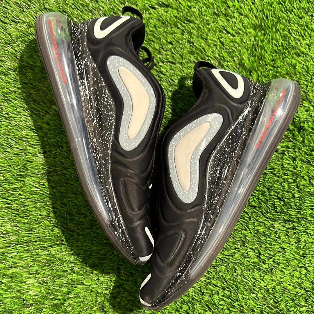 Undercover x Air Max 720 'Black'
