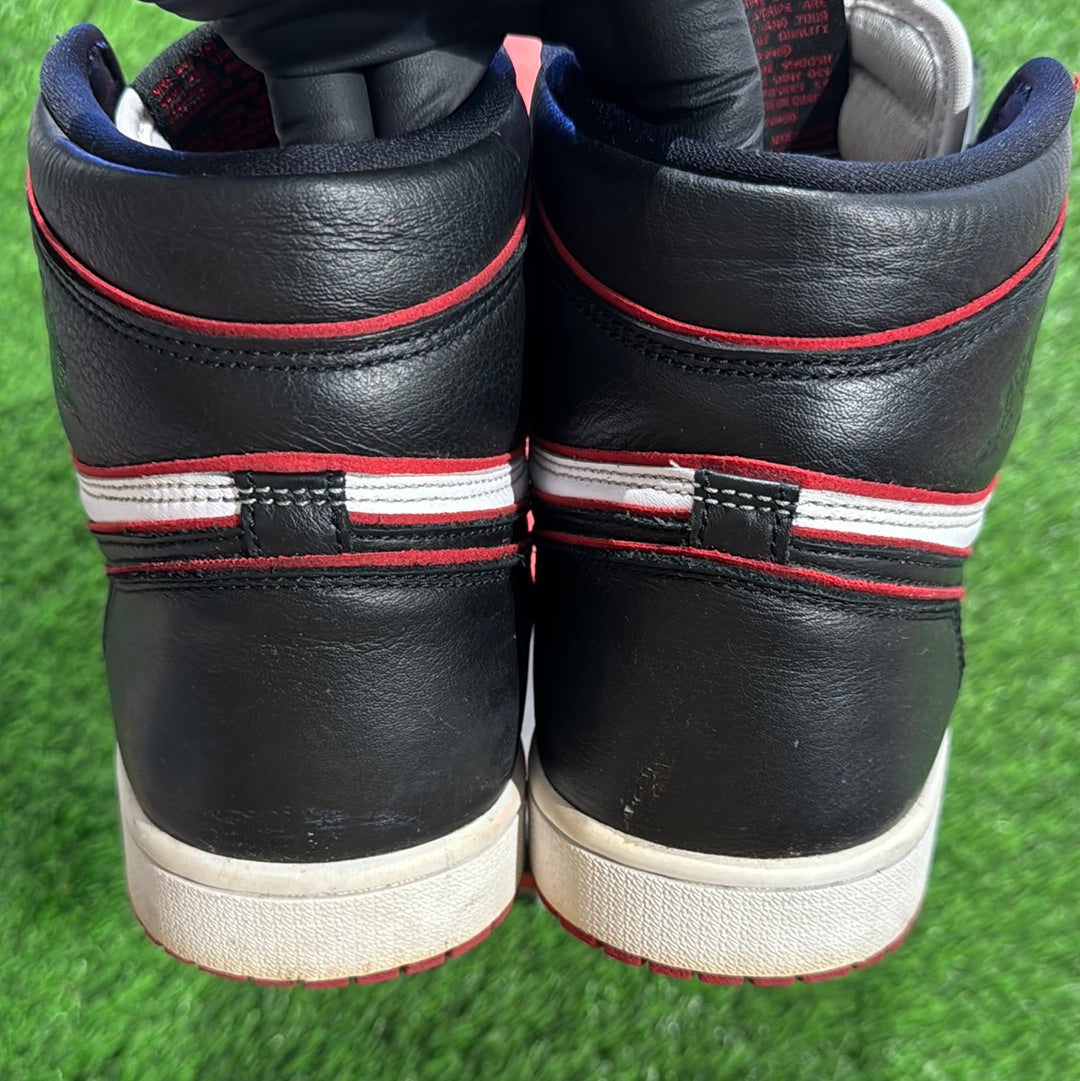 Air Jordan 1 Retro High OG 'Bloodline'