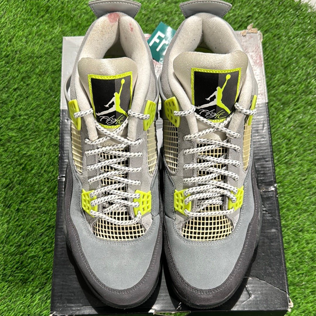 Air Jordan 4 Retro SE 'Neon 95'