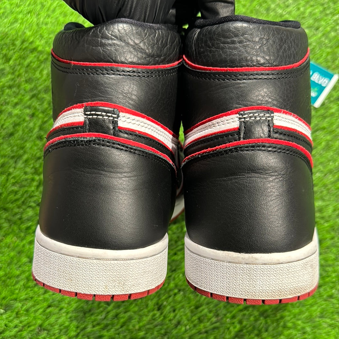 Air Jordan 1 Retro High OG 'Bloodline'