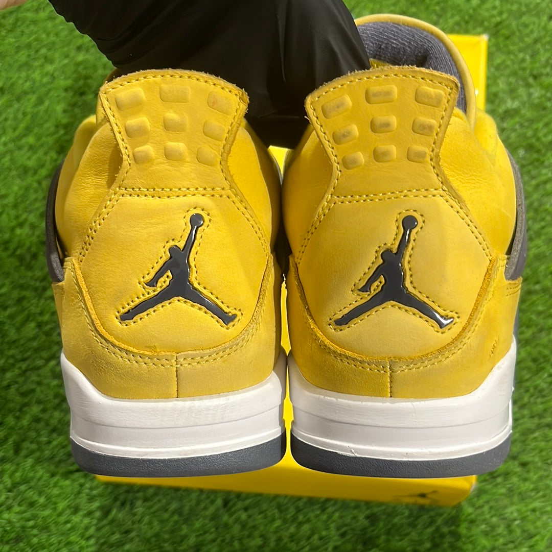 Air Jordan 4 Retro 'Lightning' 2021