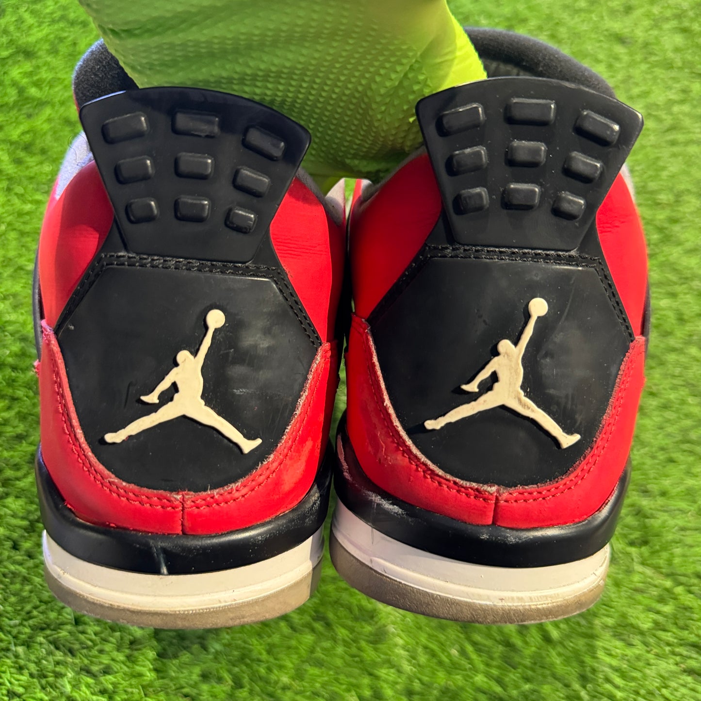 Air Jordan 4 Retro 'Toro Bravo'