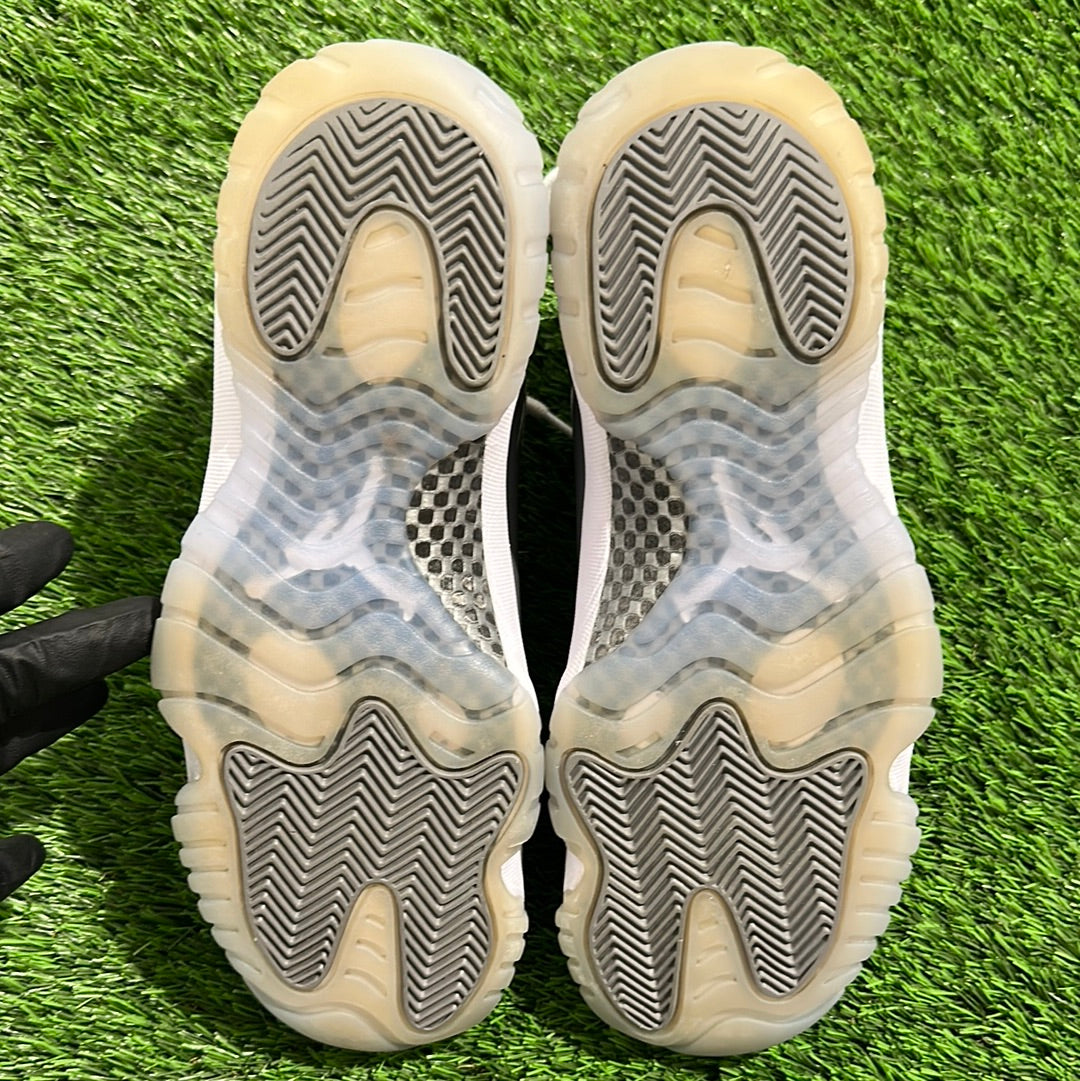Air Jordan 11 Retro 'Cool Grey' 2021
