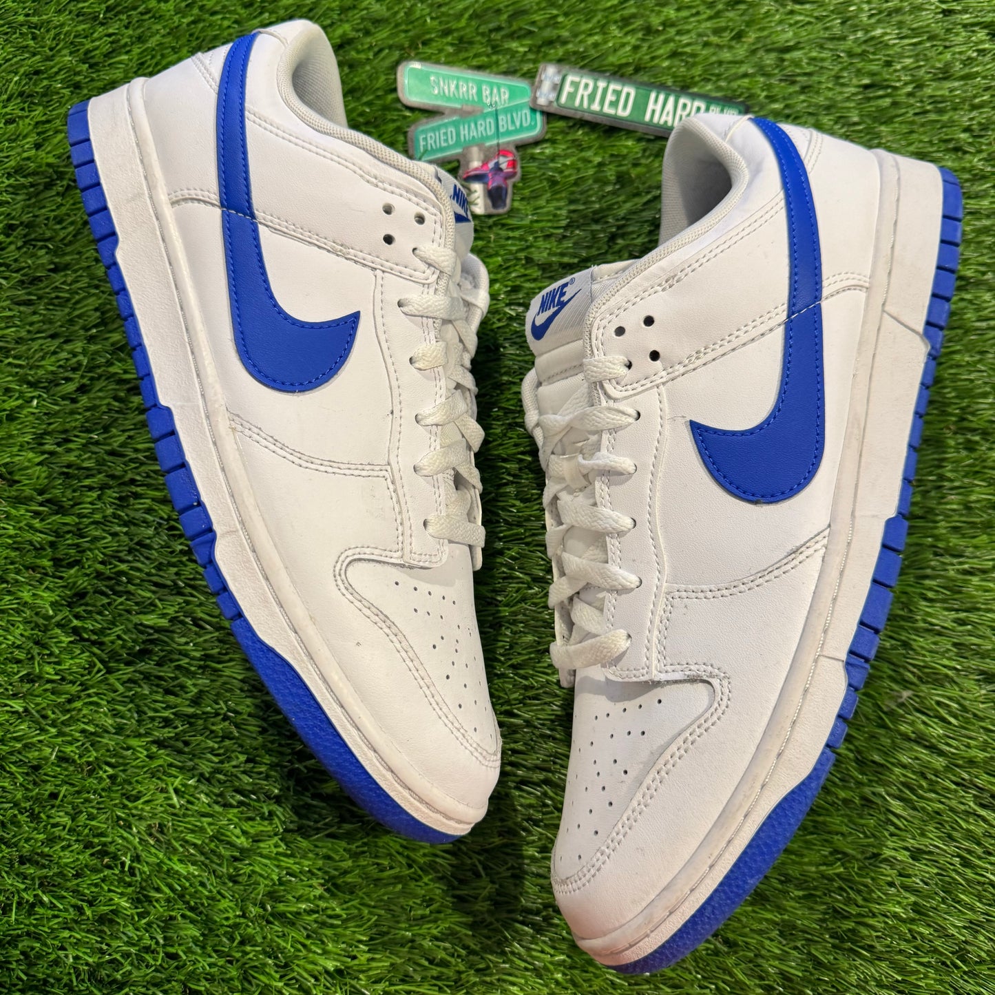 Dunk Low 'White Hyper Royal'
