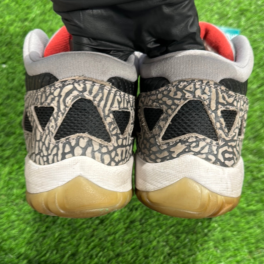 Air Jordan 11 Retro Low IE 'Black Cement'