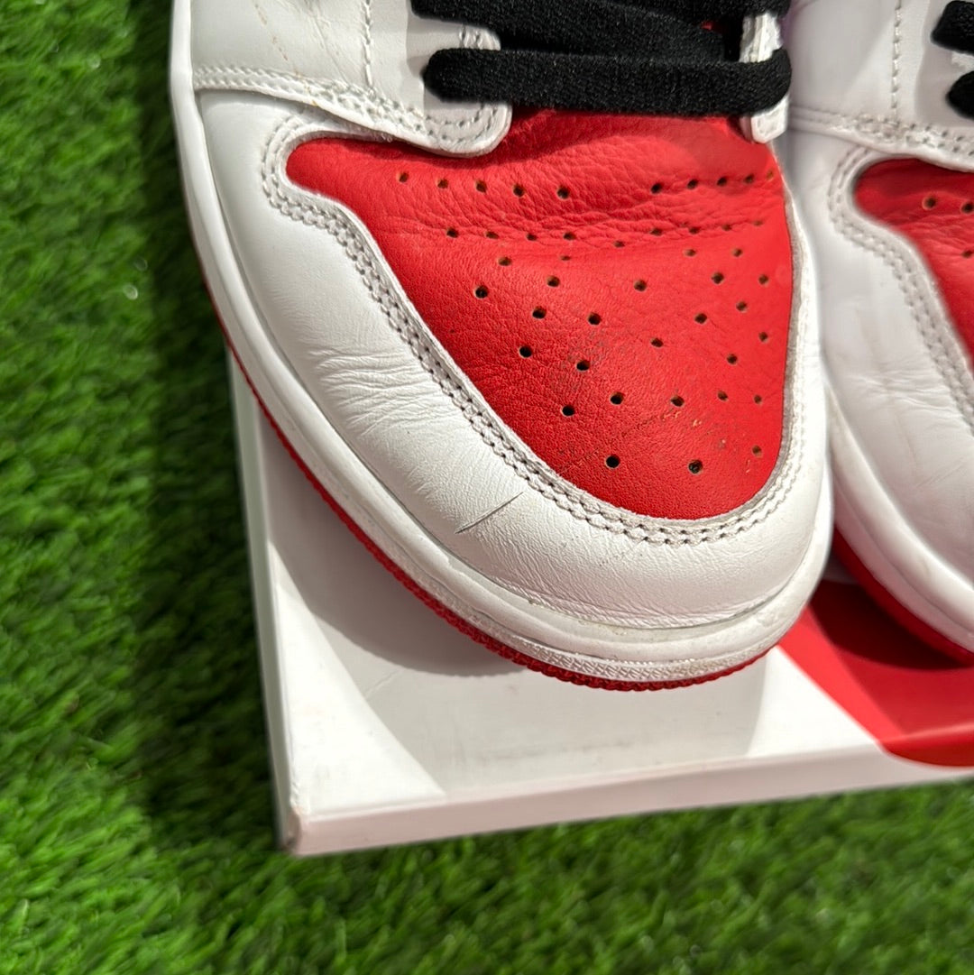 Air Jordan 1 Retro High OG 'Heritage'