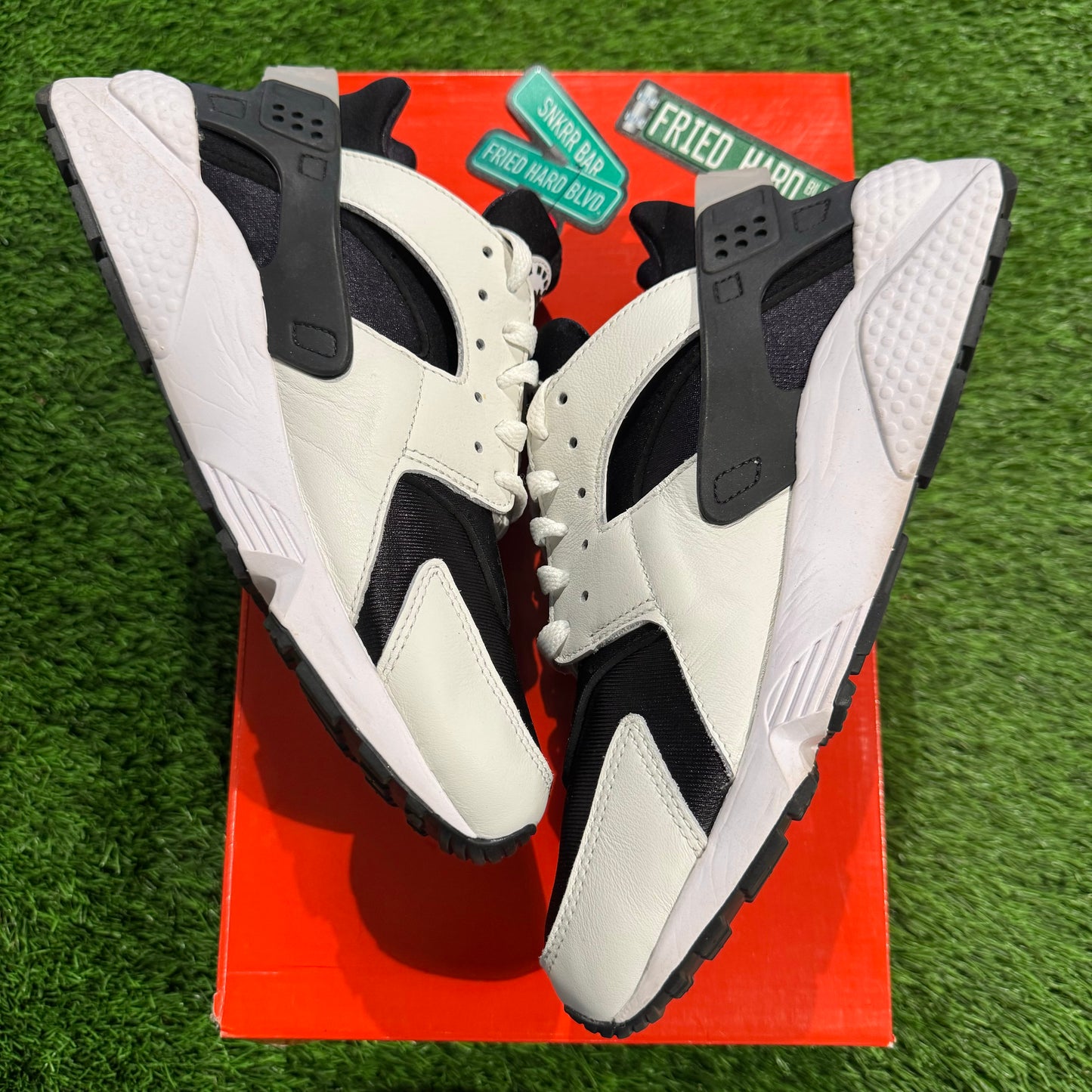 Air Huarache OG 'Orca'