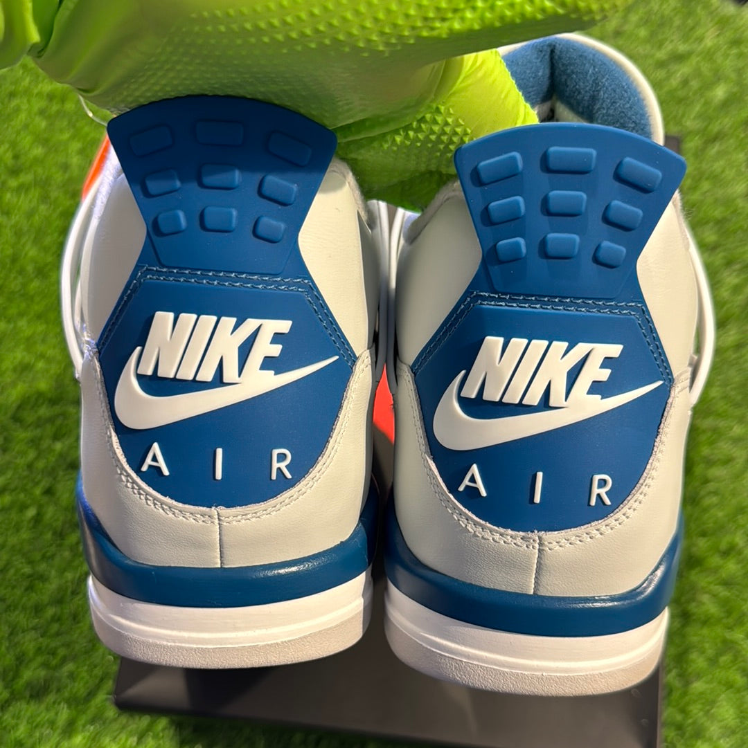 Air Jordan 4 Retro 'Military Blue' 2024