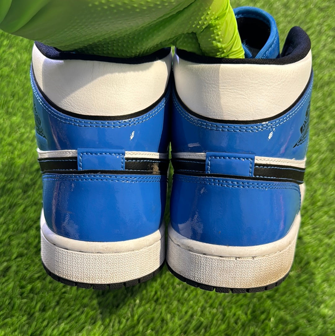 Air Jordan 1 Mid SE 'Signal Blue'