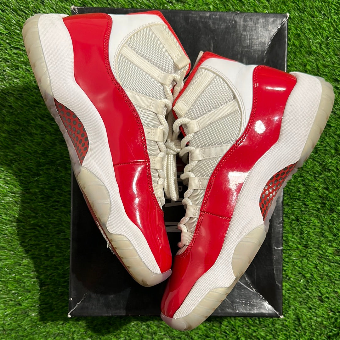 Air Jordan 11 Retro 'Cherry'