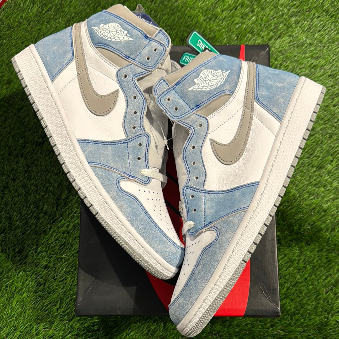 Air Jordan 1 Retro High OG 'Hyper Royal'