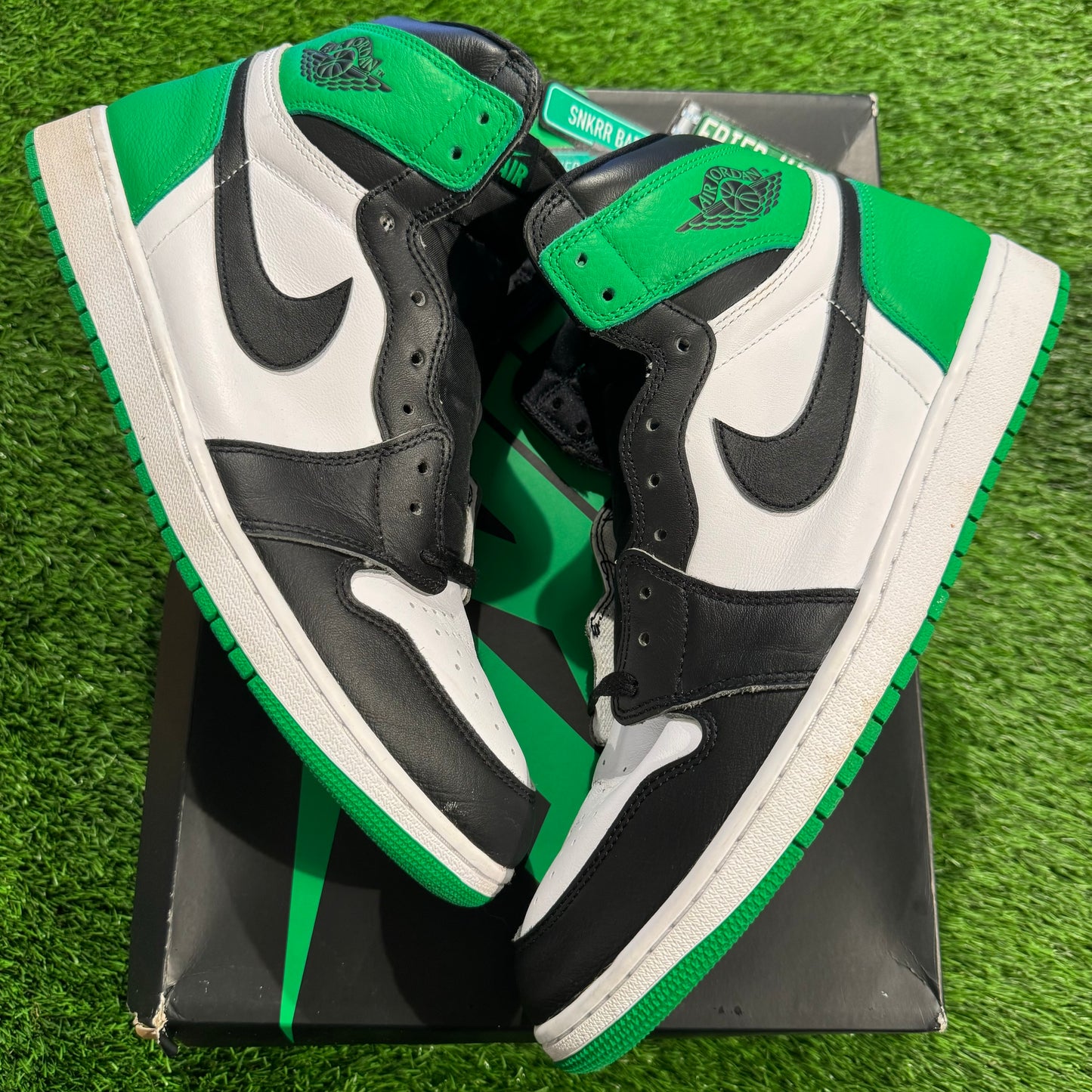 Air Jordan 1 Retro High OG 'Lucky Green'