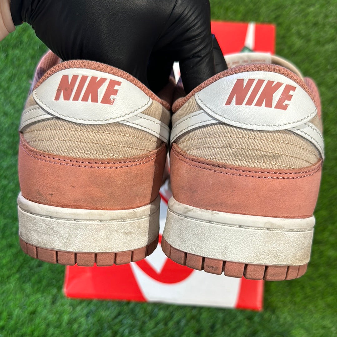 Dunk Low Premium 'Red Stardust'