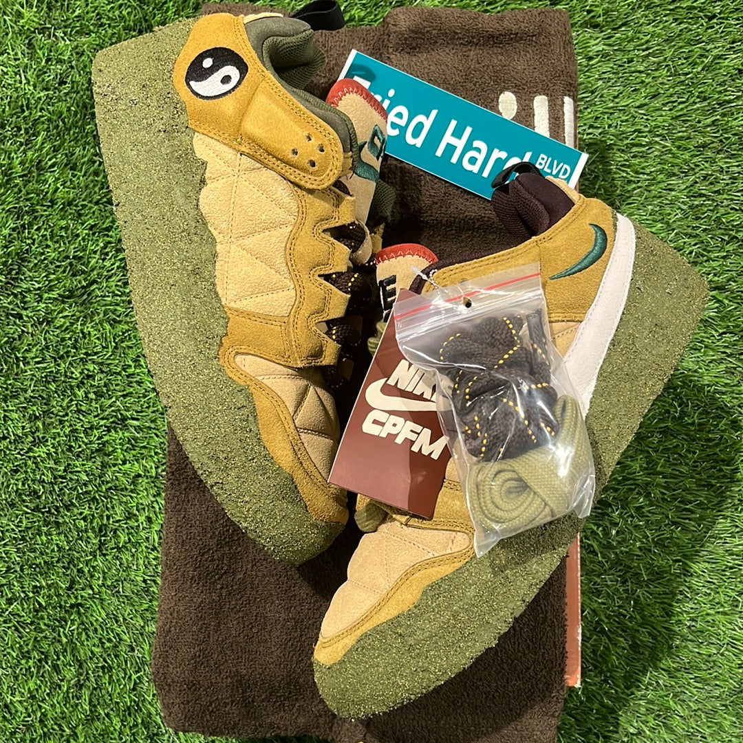 Cactus Plant Flea Market x Dunk Low SP 'Tan Mossy Green'
