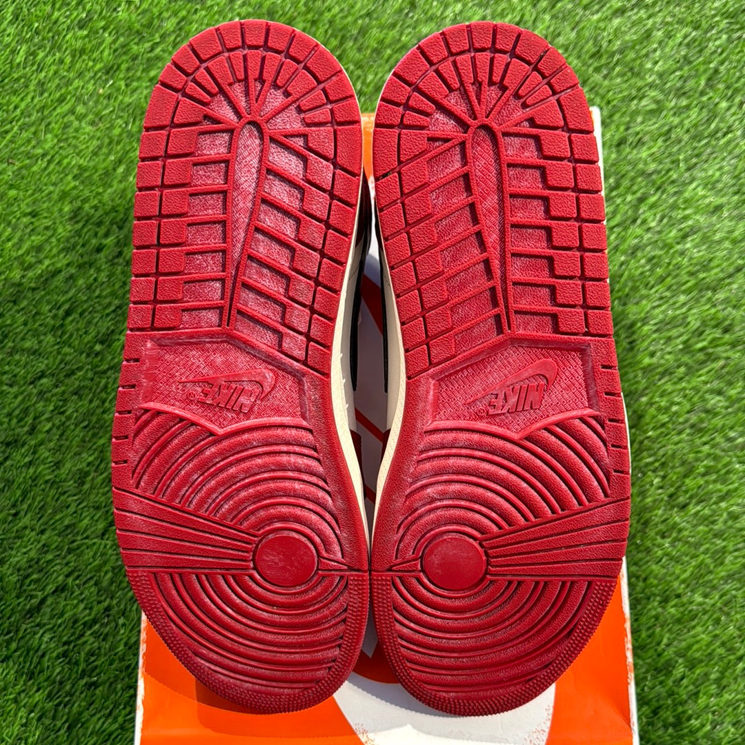 Air Jordan 1 Retro High OG 'Chicago Lost & Found'