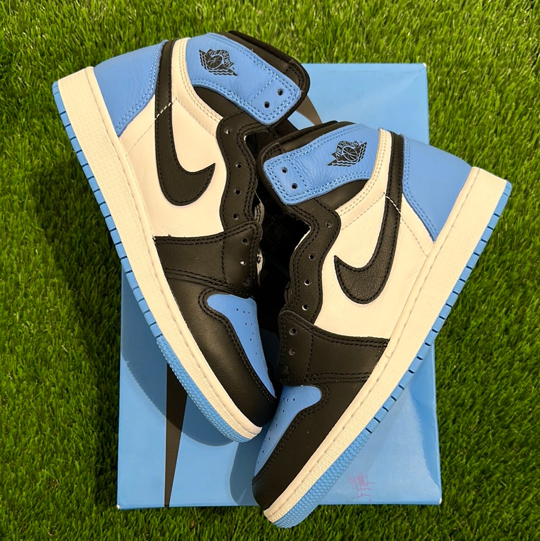 Air Jordan 1 Retro High OG GS 'UNC Toe'