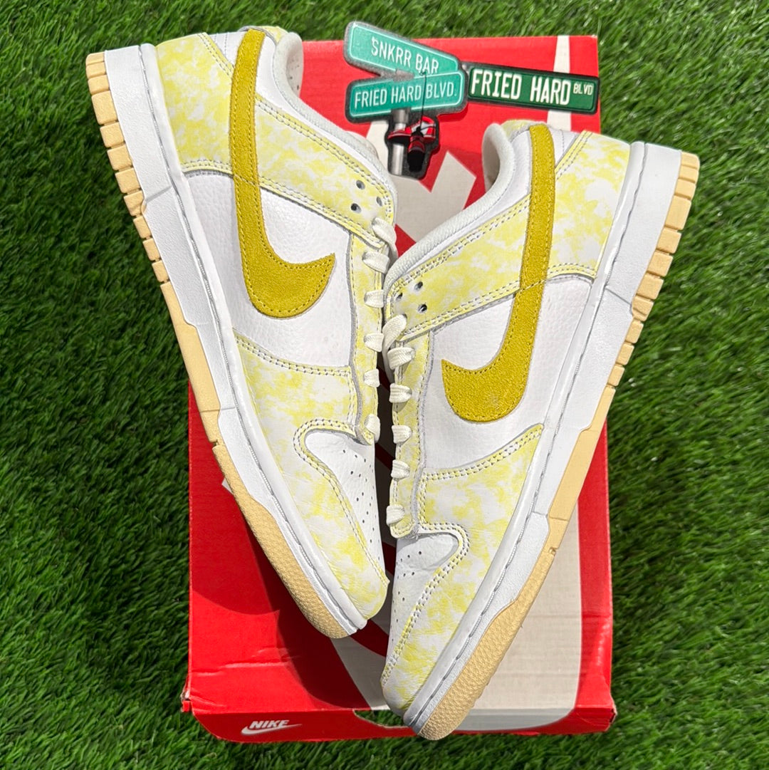 Wmns Dunk Low OG 'Yellow Strike'