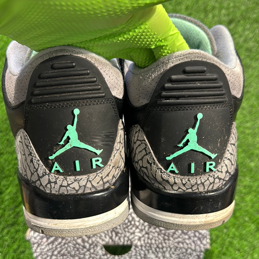Air Jordan 3 Retro 'Green Glow'