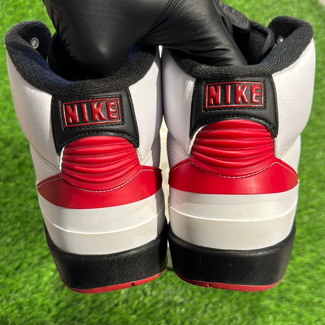 Air Jordan 2 Retro 'Chicago' 2022