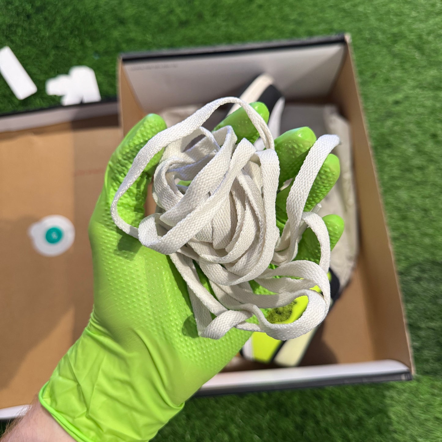 Air Jordan 1 Retro High OG 'Volt Gold'